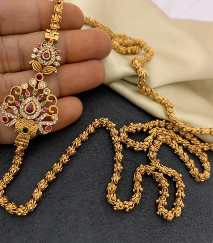 Elegant Mugappu Chain
